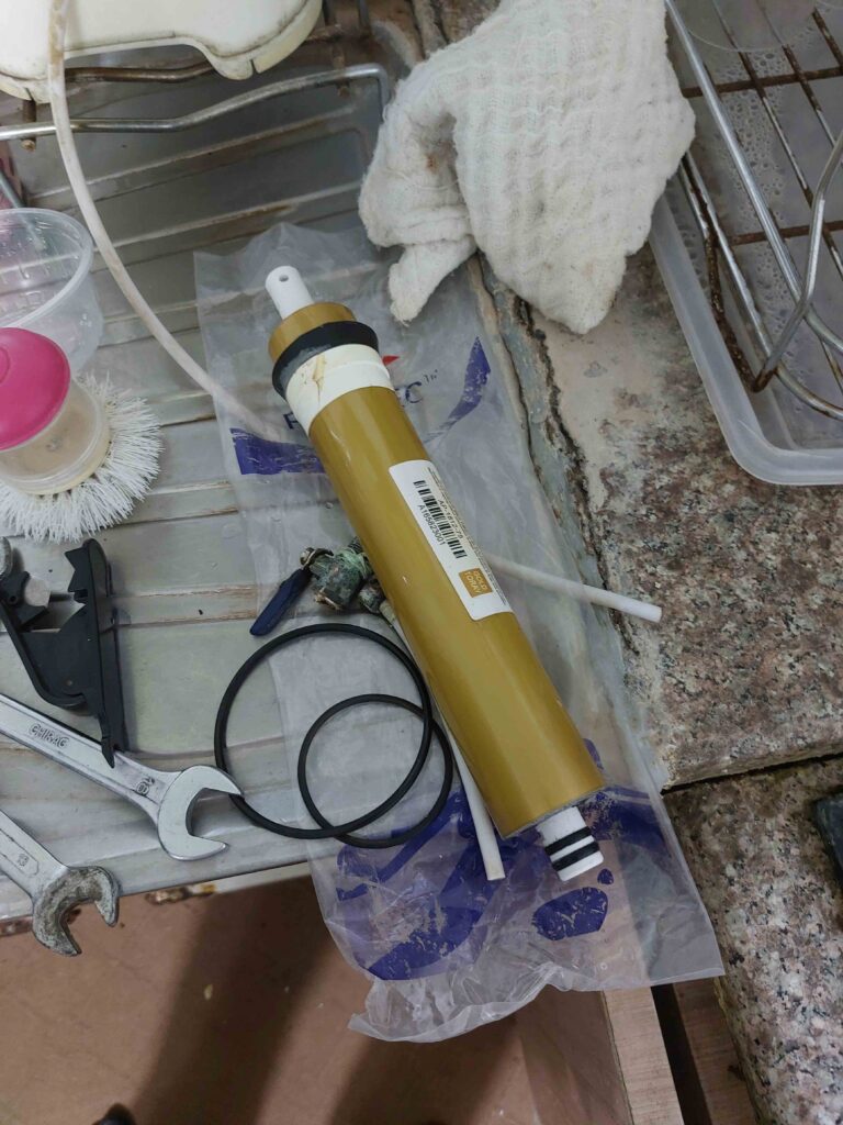 سرویس آب شیرین کن | تعویض فیلتر ممبران